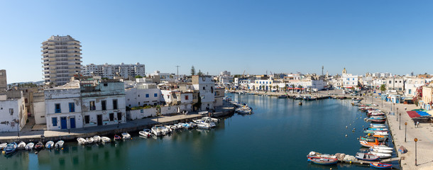 Fototapeta na wymiar Port de Bizerte, Tunisie