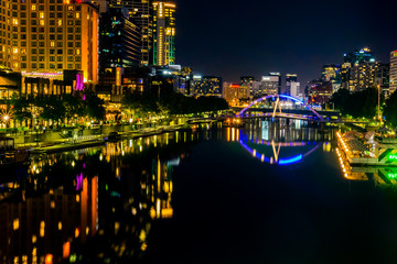 Fototapeta na wymiar Melbourne and yarra river night cityscape