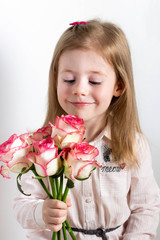 girl with bouquet of tulips