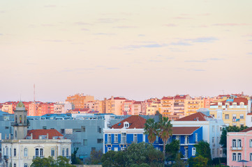 Fototapeta na wymiar Skyline Lisbon typical living district