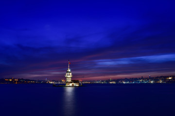 Fototapeta na wymiar Maiden's Tower in Istanbul, Turkey (KIZ KULESI - USKUDAR).