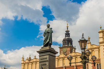 Fototapeta na wymiar The medieval old town square in Krakow