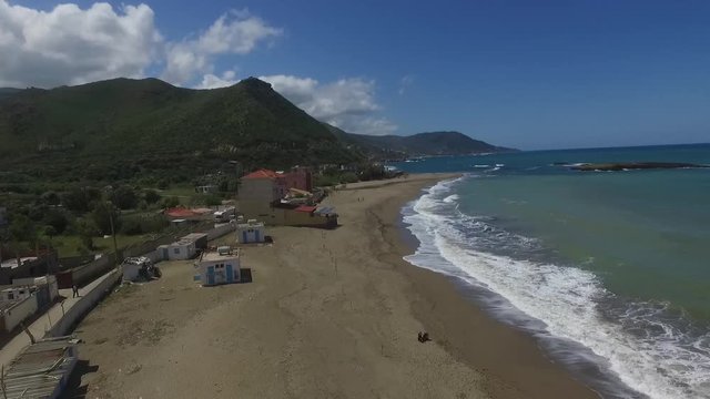 Alg&eacute;rie, C&ocirc;te ouest de Bejaia, region de kabylie, 