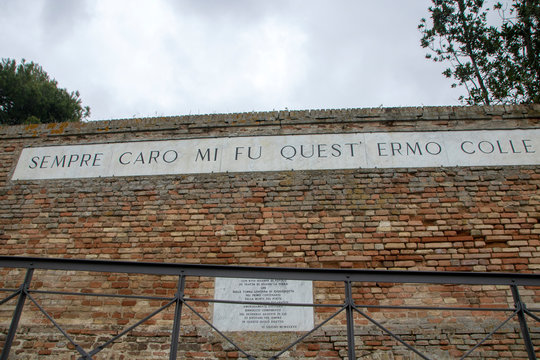 Leopardi's hill