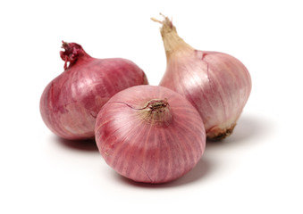 Small red onion on for boarding.Much pommels