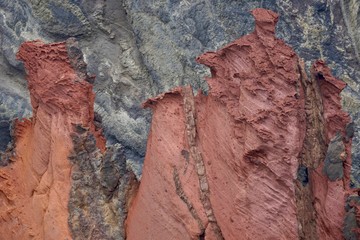 Vulkanische Felswand auf Ponta de São Lourenço (Maderia)