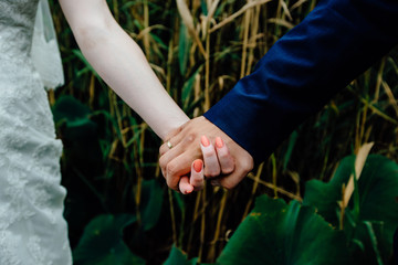 hands of woman