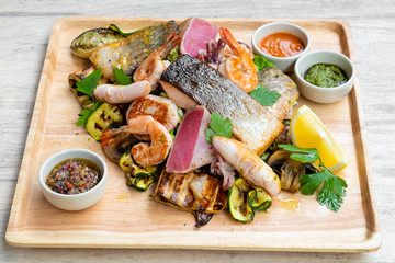 mixed grilled seafood platter