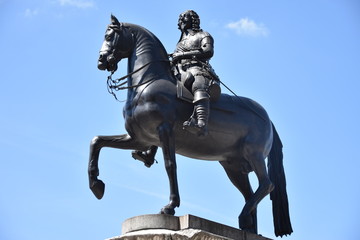 Fototapeta na wymiar Statue of King Charles I in London in UK