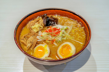 味噌ラーメン半熟卵入り