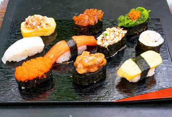 mix sushi set