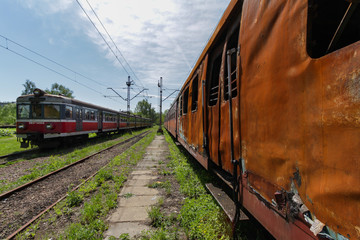Obraz premium Burned train at the railway depot in Katowice.