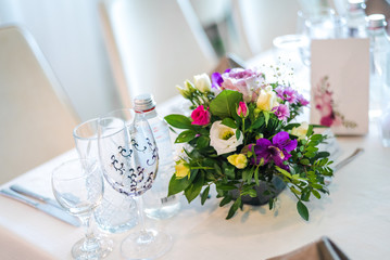 Beautiful fresh flower table decoration for a special event / wedding