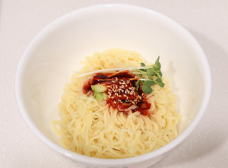 spaghetti with chili sauce