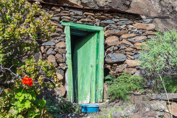 Stone shed on the hiking trail from the village El Cercado down the Argaga ravine to the Valle Gran Rey on the canary island La Gomera 