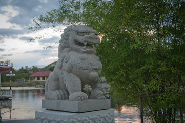 Fototapeta na wymiar statue stone lion