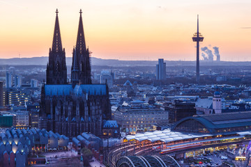 Cologne Cathedral church Germany main station twilight skyline city town