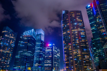 Fototapeta na wymiar Singapore. Downtown and financial district at night.