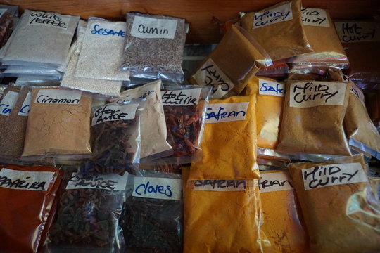 Gew&uuml;rze auf einem Markt in seychellen in Victoria