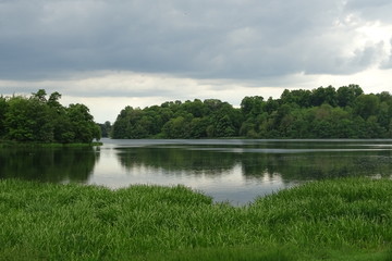 The lake at Blenheim Palace, Woodstock, Oxfordshire, England, UK