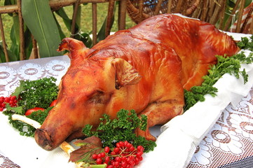Fried pig on a tray.