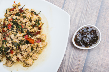 Fried chicken with basil