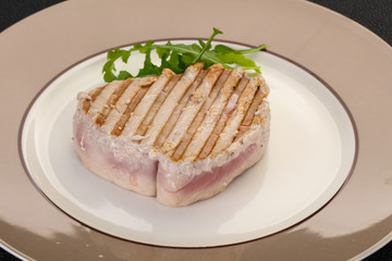 Grilled tuna steak