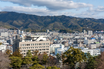 Obraz premium 高知城の天守から見る高知市街の風景