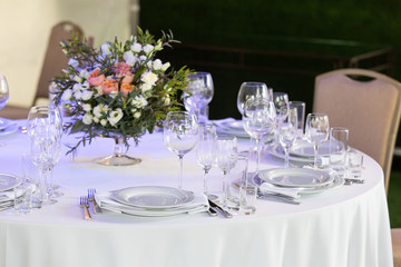 Table setting in the restaurant. Preparing for the Banquet Selective focus.