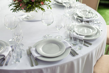 Table setting in the restaurant. Preparing for the Banquet Selective focus.