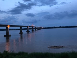 Fototapeta na wymiar The bridge and river at sunset 