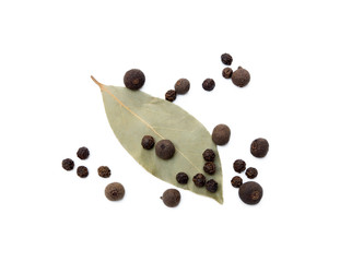  Bay leaf, allspice and pepper isolated on white background