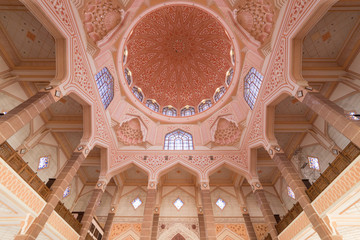 Beautiful interior of Putra Mosque at Kuala Lumpur, Malaysia - 271468352