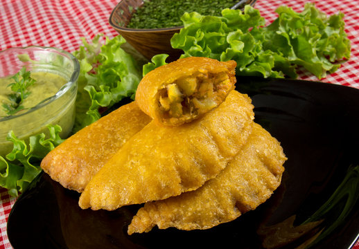 EMPANADAS CON AJI
