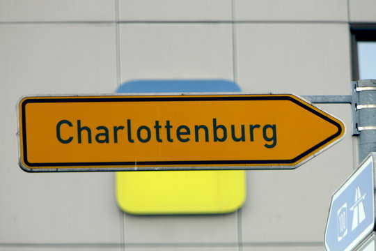Schild Charlottenburg