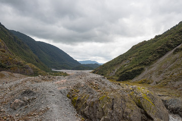 Fototapeta na wymiar Hinking Trail near Franz Josef Glacier