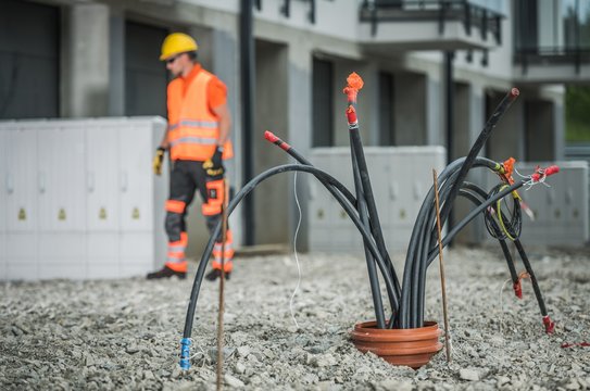 High Voltage Cables Installation