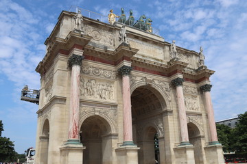 Obraz premium Arc de triomphe du Carrousel, jardin des Tuileries à Paris