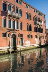 Fototapeta na wymiar buildings, boats and canals in Venice,Italy, 2019