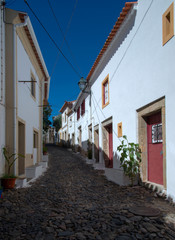 Rue traditionnelle portugaise à Castelo de Vide, Portugal