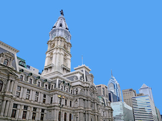 Fototapeta na wymiar Philadelphia City Hall and downtown skyline