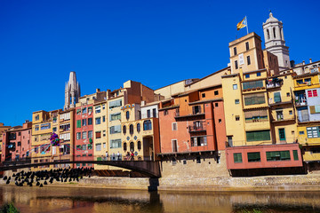 Fototapeta na wymiar Girona. Colorful houses on the river Onyar. Beautiful town of Girona, Catalonia, Spain
