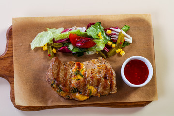 Grilled pork with cheese