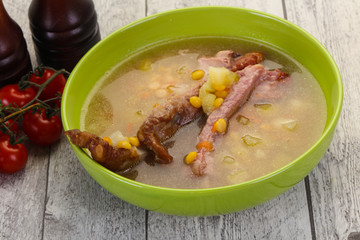 Peas soup with ribs
