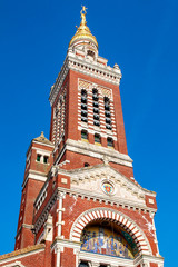 Albert . Basilique néo-byzantine Notre-Dame de Brebières. Somme. Picardie. Hauts-de-France