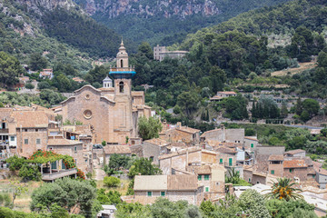 Fototapeta na wymiar View of stone buildings of Valldemossa village, Mallorca, Balearic islands, Spain