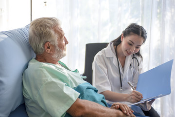 Obraz premium Nursing care for the elderly