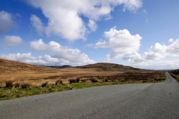 Single track road auf der Insel Lewis & Harris in Schottland