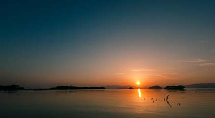 Fototapeta premium 琵琶湖の綺麗な夕焼け