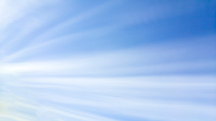 Fototapeta premium Straight line clouds as sun rays